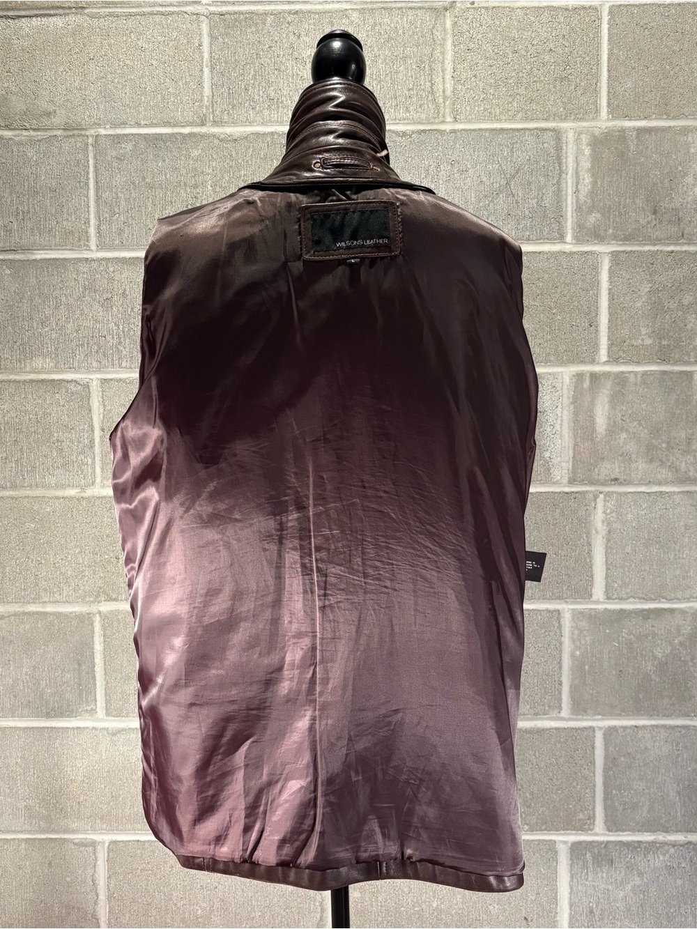 Wilson’s Leather men’s jacket. - Picture 6 of 10
